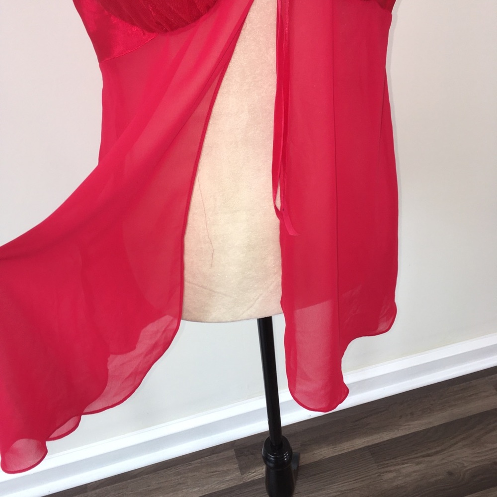 Red Lingerie Top - Picture 4 of 6